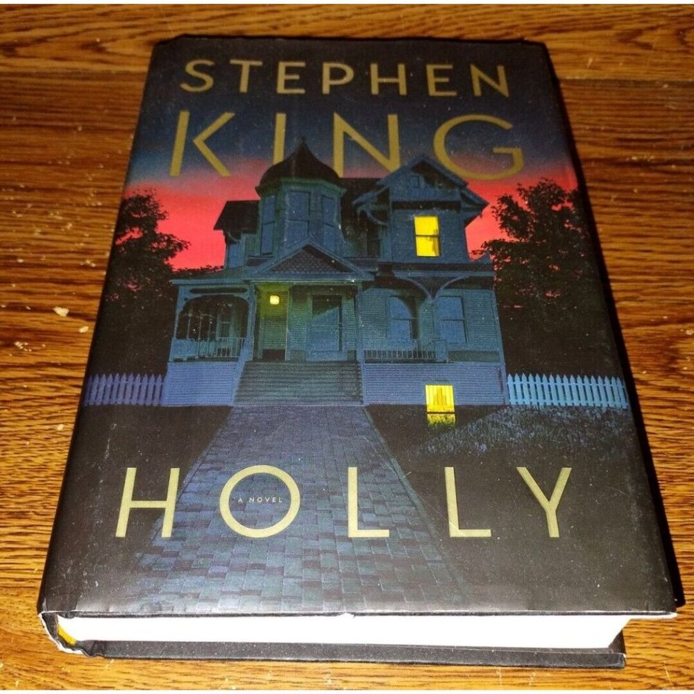 Holly (Stephen King, 2023) 1st Scribner Hardcover Book